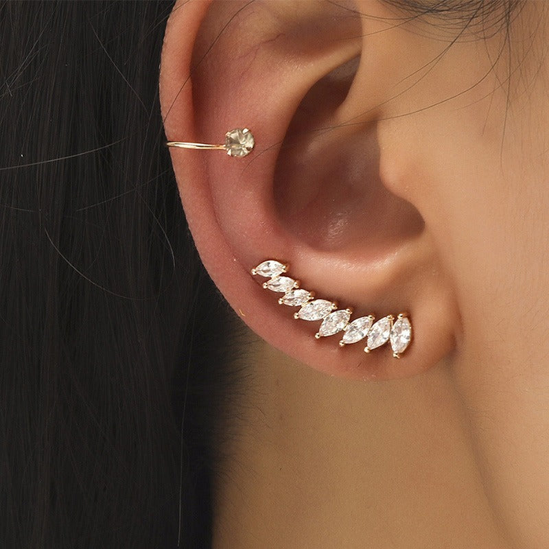 Women's gold diamond studded ear bone clip without ear holes, fashionable and integrated geometric ear clip, leaf shaped ear clip
