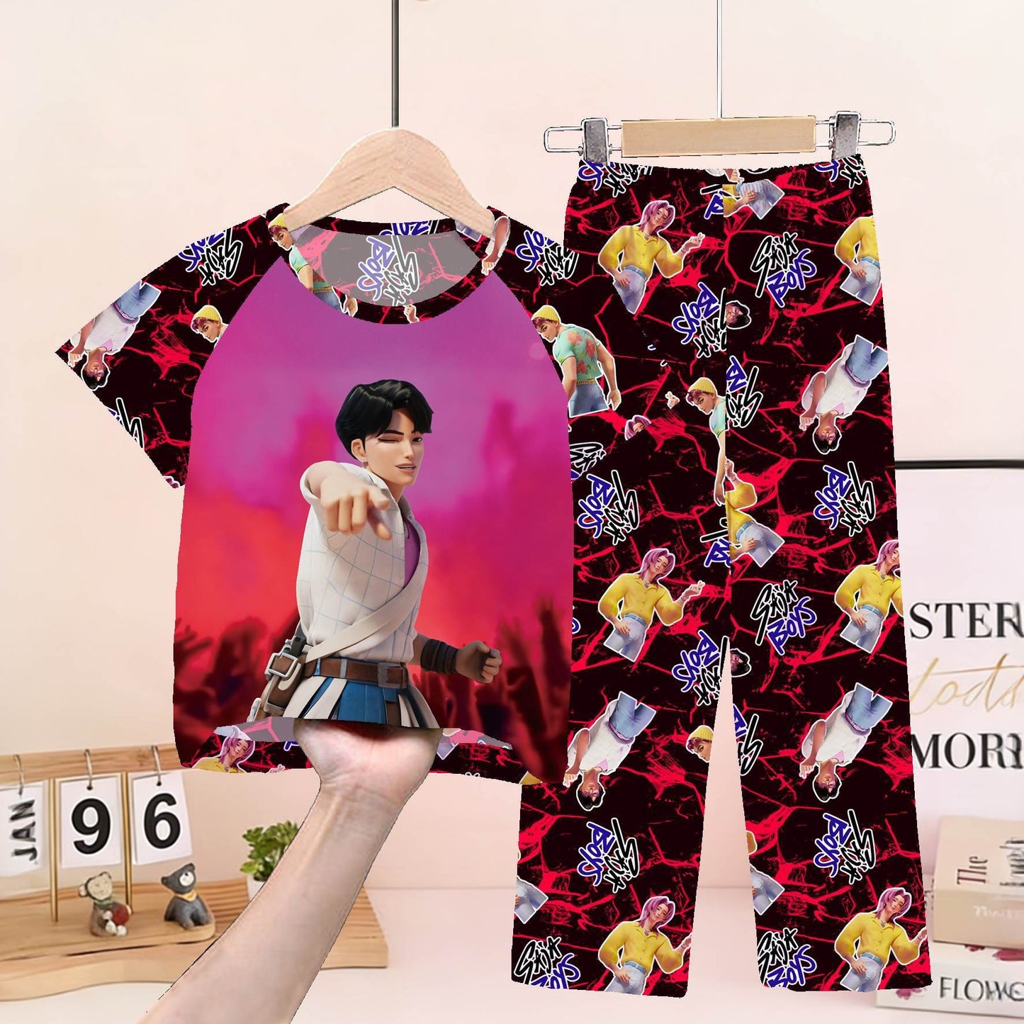 Foreign trade children's pajamas, spring and summer short-sleeved trousers, cartoon Sharjah men's group K-POP girl group middle and adult children's loungewear