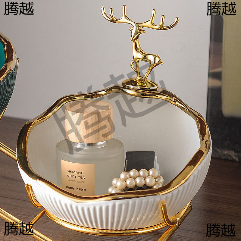 Entrance door, key, sundries, storage ornaments, living room, shoe cabinet, decorations, light luxury handicrafts, housewarming