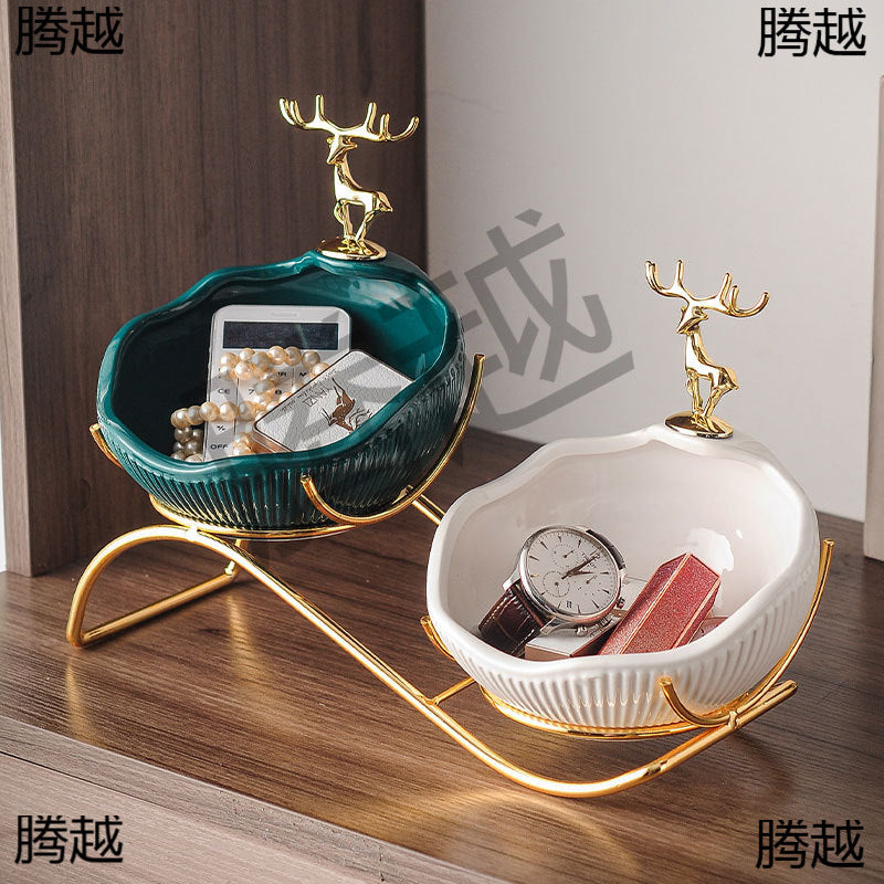 Entrance door, key, sundries, storage ornaments, living room, shoe cabinet, decorations, light luxury handicrafts, housewarming